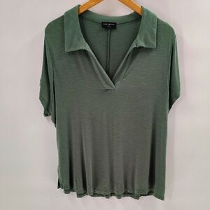 Lane Bryant Green Pullover Blouse Size 22 24 V Neck Short Sleeve Lightweight Top